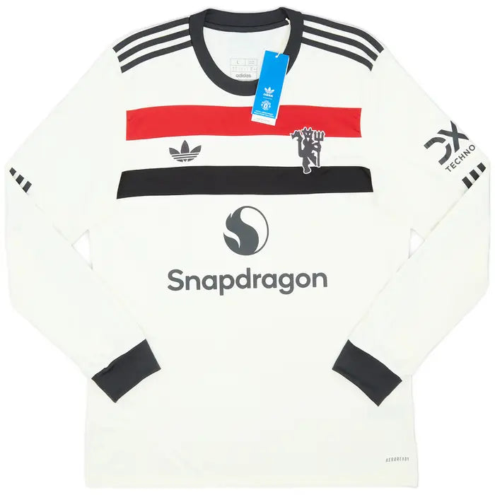 Manchester United 3. drakt 2024/25